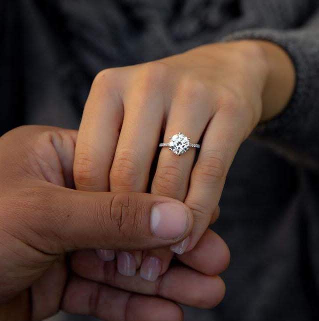 All You Need To Know The Difference Between The Engagement Rings, Wedding  Rings And Promise Rings