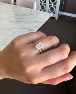 flushsetyellowgoldsolitaireengagementring