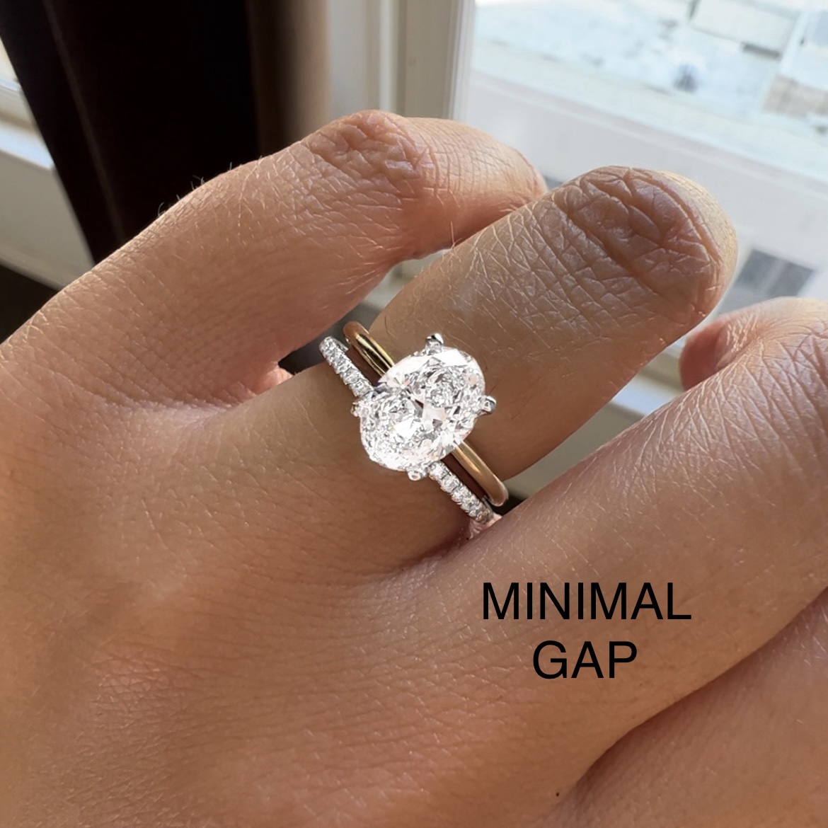 Gap btwn engagement ring and wedding bandI