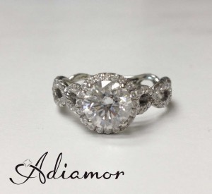 Adiamor's diamond halo ring